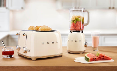 Smeg toaster dual control panels show independent settings for each side.