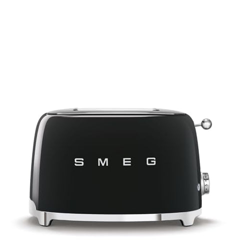Smeg TSF01 browning levels dial close-up for precise toasting control.