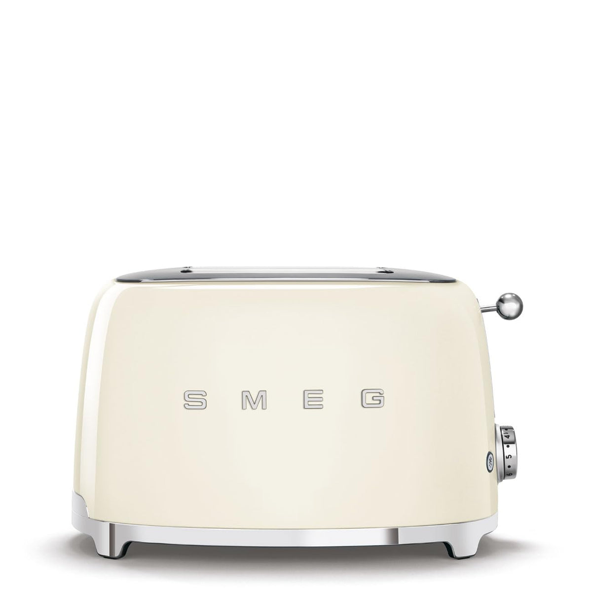Smeg TSF01 toaster with compact footprint on the counter for space efficiency
