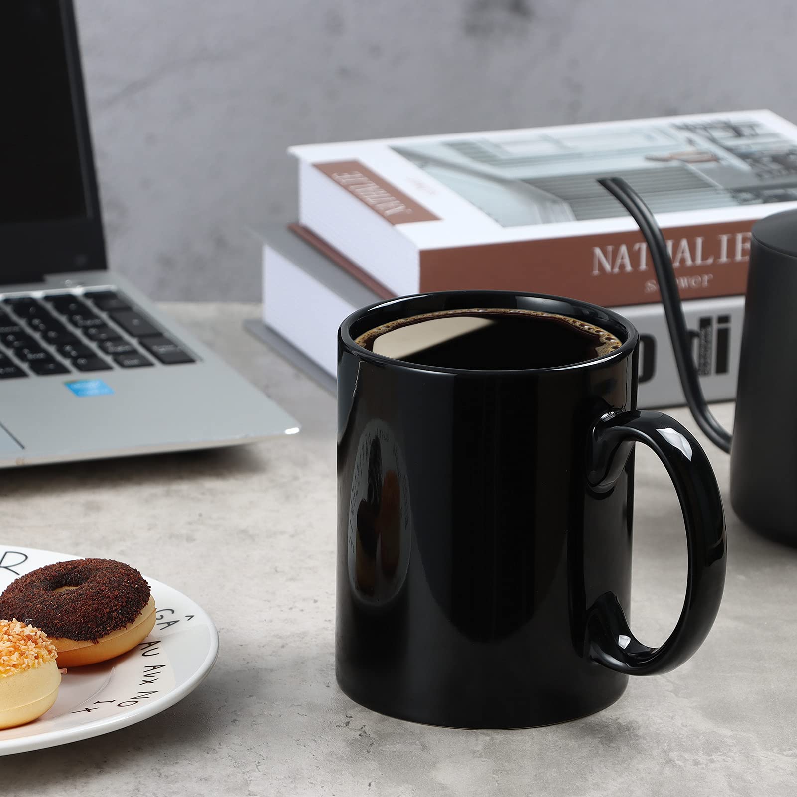 Smilatte mug handle close-up with sturdy grip
