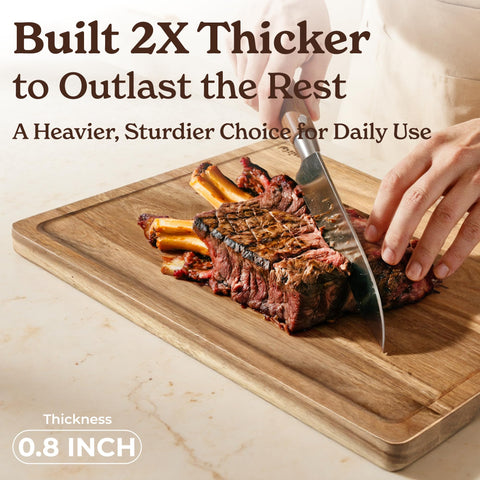 Close-up of SMIRLY acacia cutting board grain and smooth cutting surface.