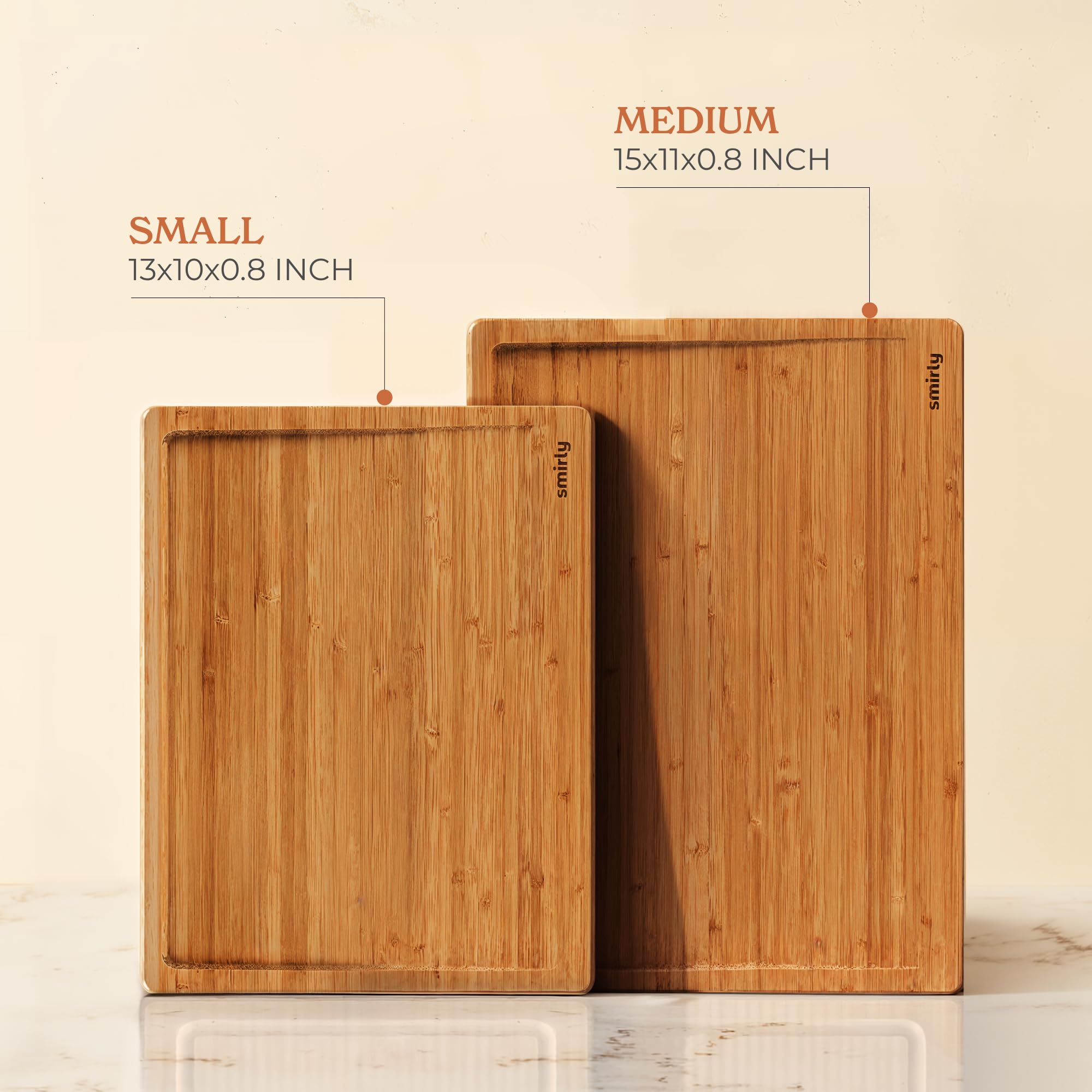 SMIRLY bamboo cutting board with non-slip base for stable use