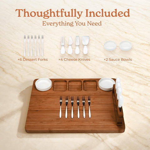 SMIRLY board features two ceramic bowls for dips and toppings.