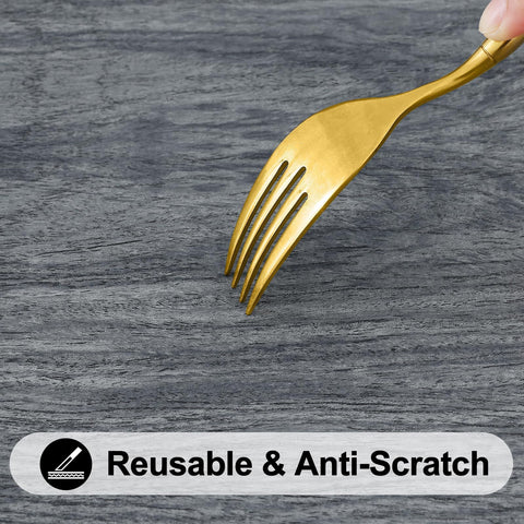 Smiry wipe-clean vinyl surface cleans quickly after meals.