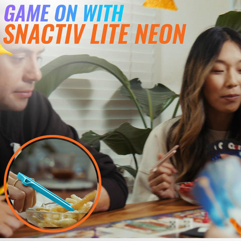 SNACTIV LITE gaming setup demonstrates effortless snacking during play