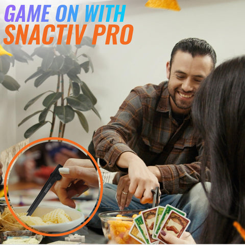 SNACTIV PRO in a gaming setup shows easy dipping during play.