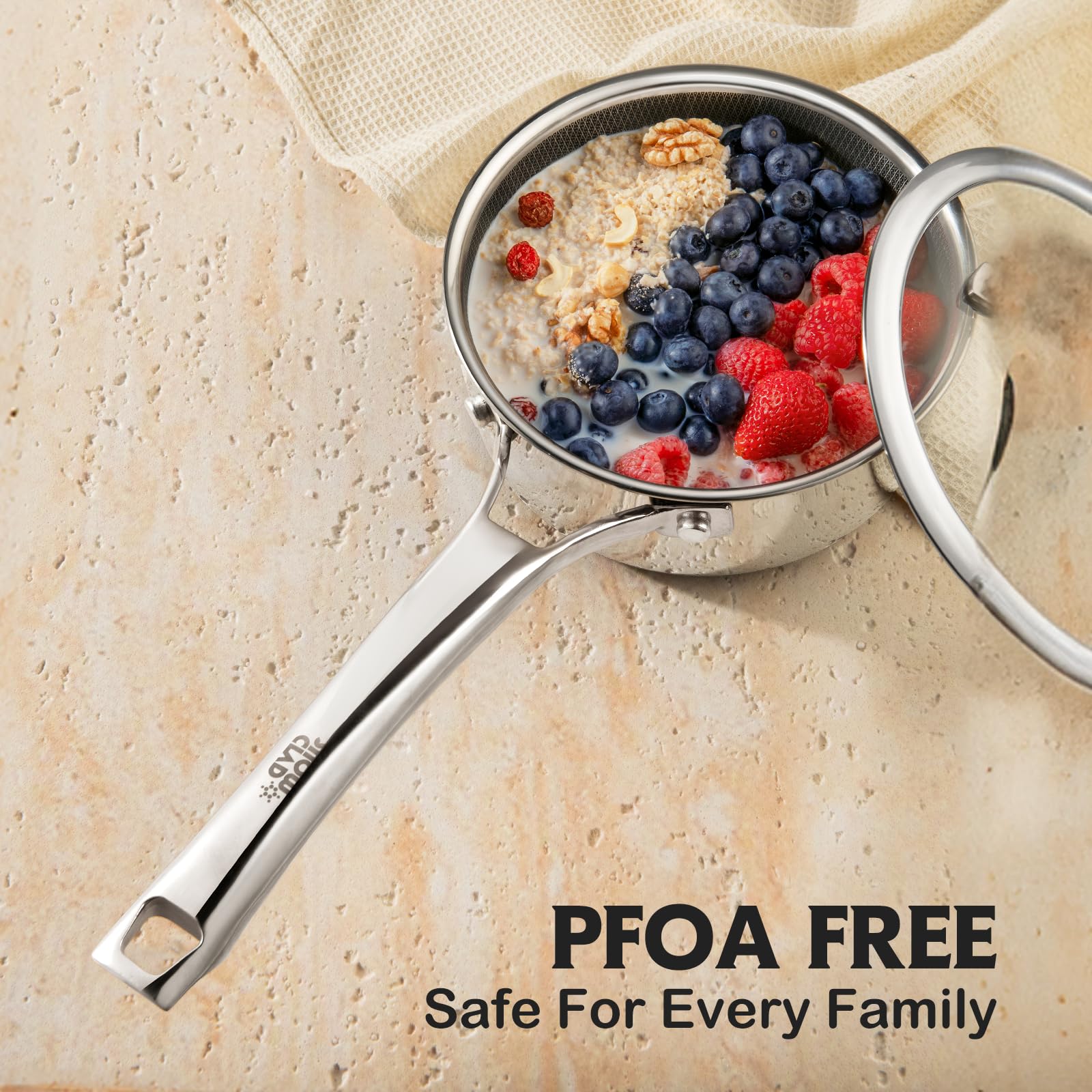 SNOWCLAD 3.5-quart sauce pan with lid ideal for family meals.
