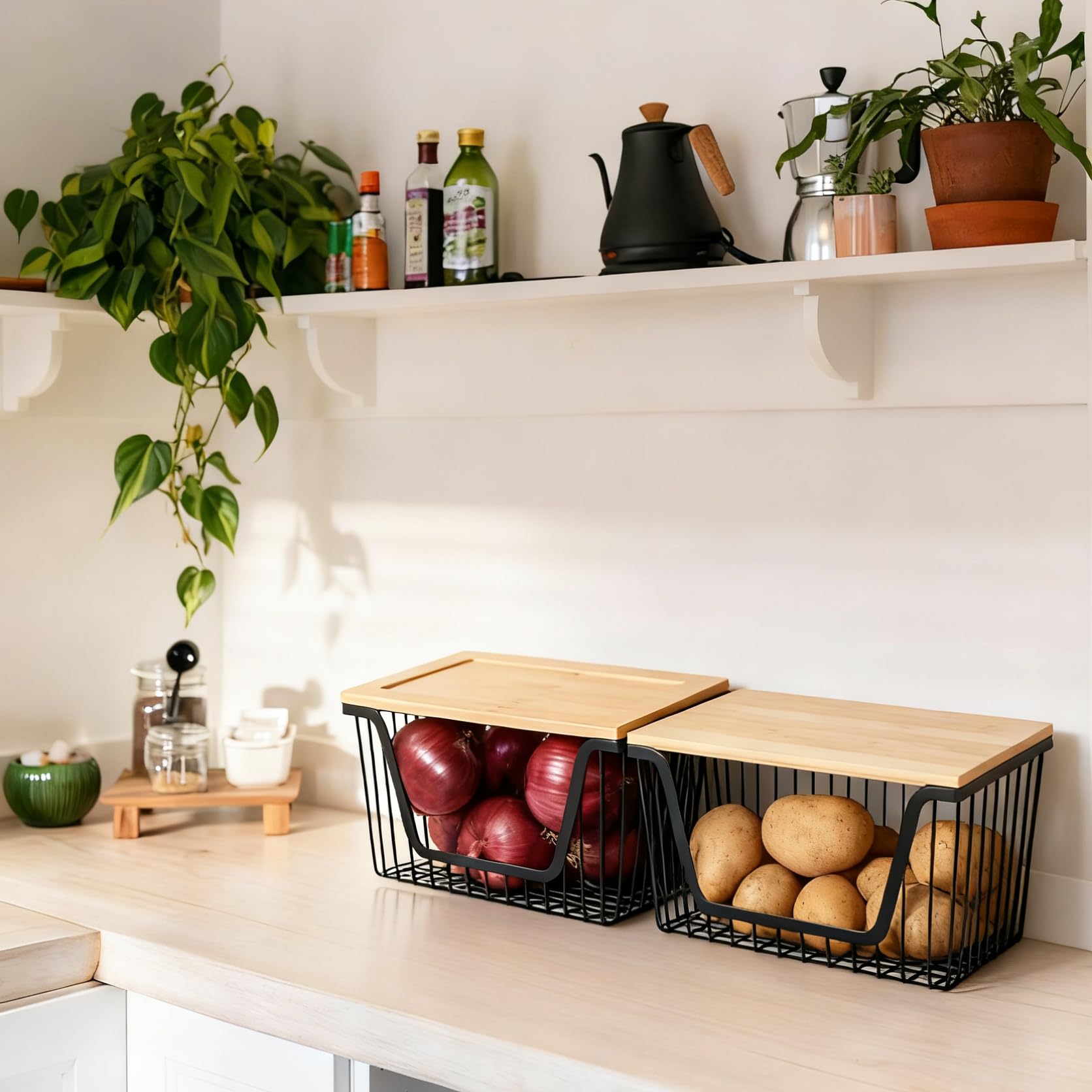 Snpwne stainless steel baskets with bamboo lids promote airflow to keep produce fresh.