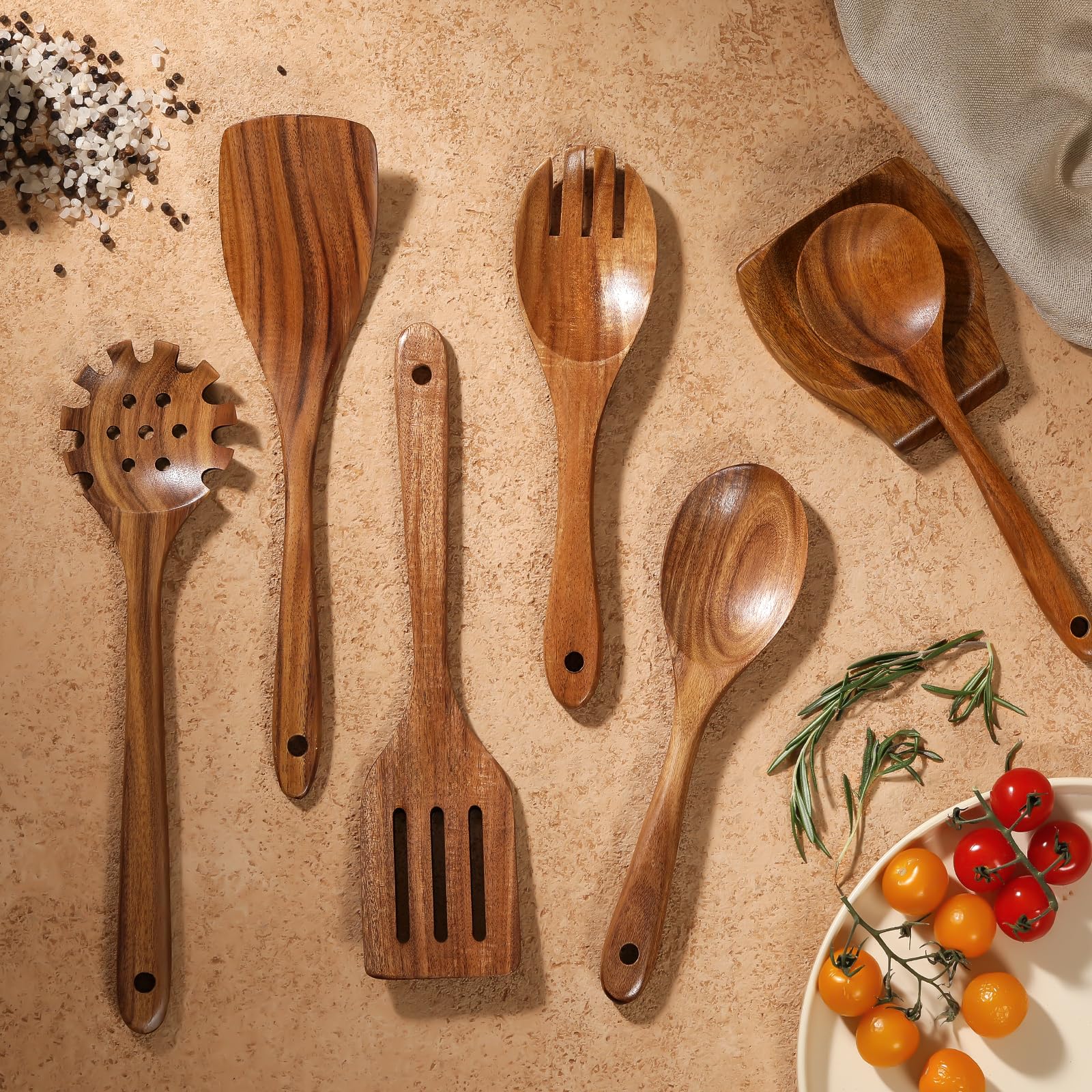 Snuvid mixing spoon in batter, comfortable grip for long stirring.