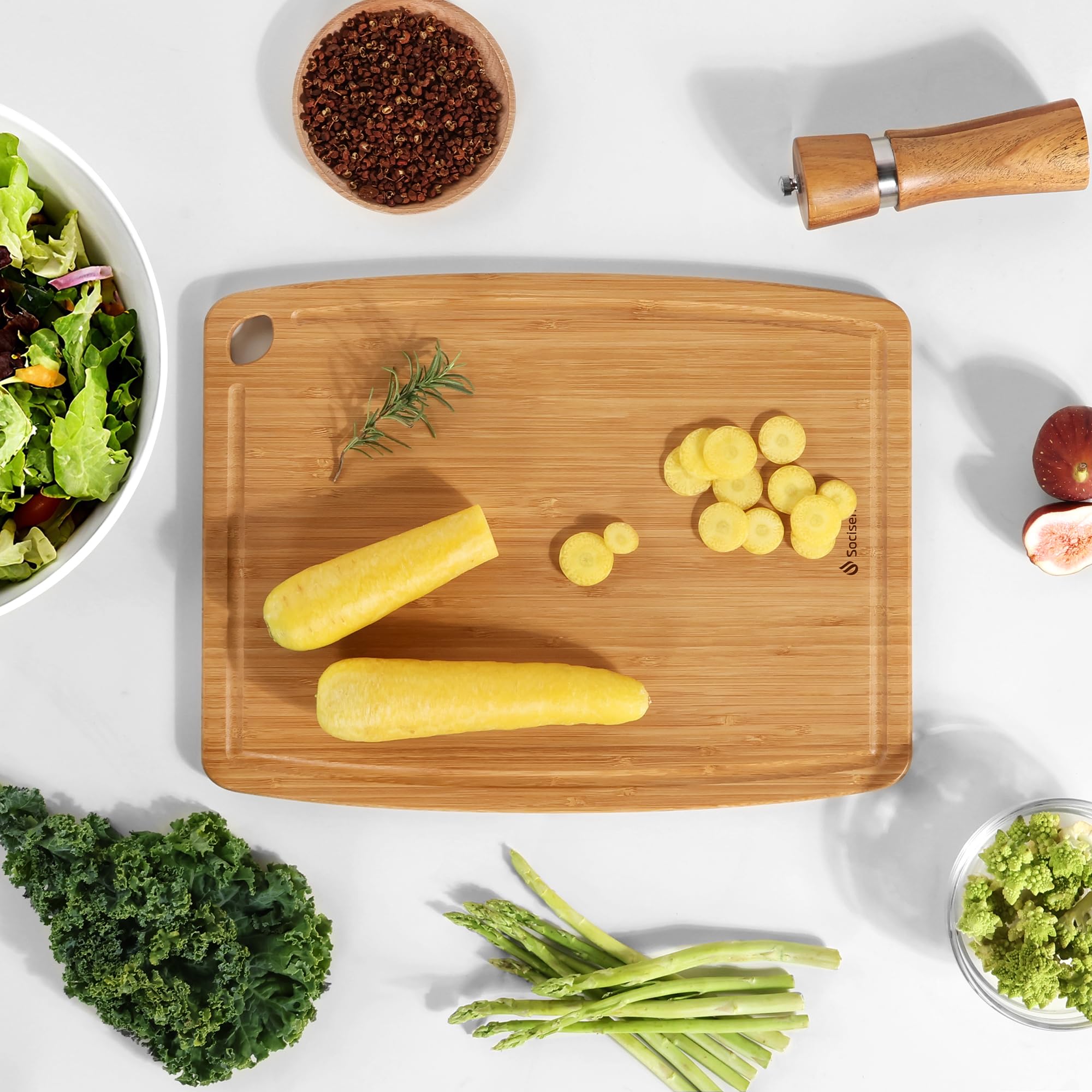 Socisen edge-sealed board minimizes moisture uptake for shape retention