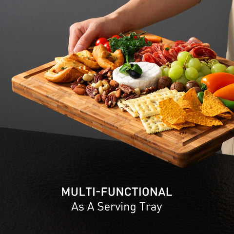 Socisen knife-friendly surface minimizes dulling and blade wear.