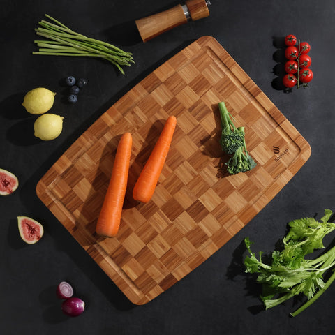Socisen ready-to-gift cutting board blends practicality and natural charm