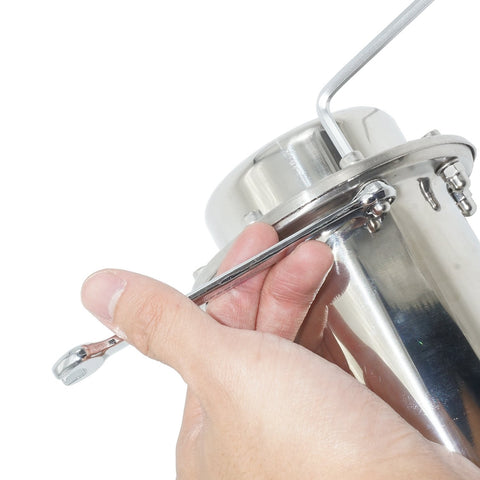 SoClaay package includes gloves, gaskets, and assembly accessories