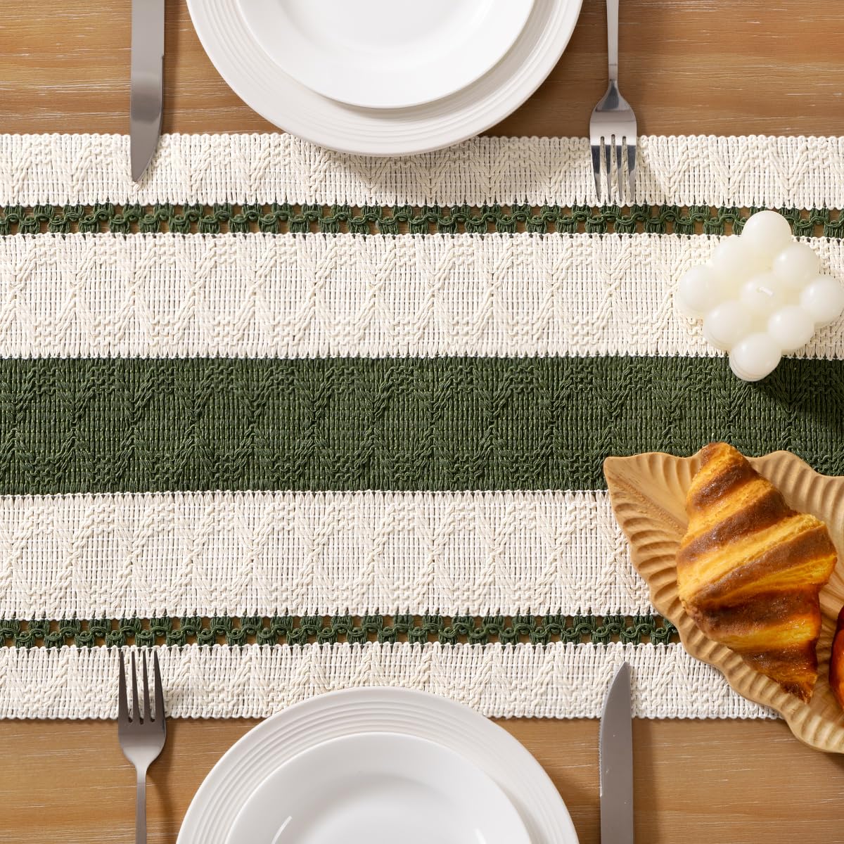 Socomi runner for weddings or parties adds warm farmhouse charm.
