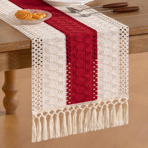 Socomi farmhouse table decor suitable for weddings and parties with macrame fringe.
