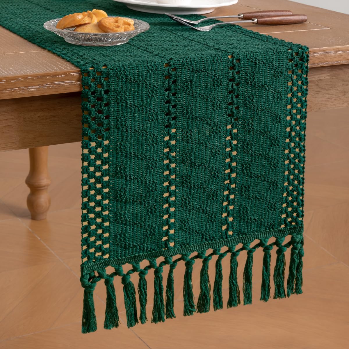 Socomi table runner doubles as festive decor for Valentine's Day celebrations.