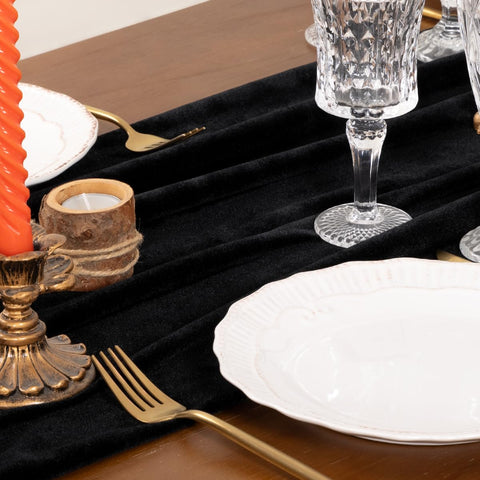 Socomi table runner velvet fabric resists wrinkles for everyday use