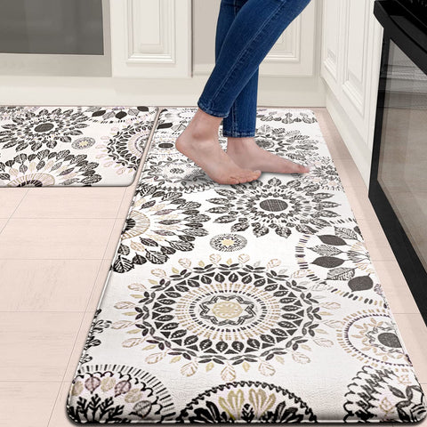 Sofort cushioned anti-fatigue mat reduces standing fatigue at the counter.