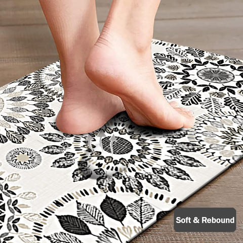 Sofort neutral-tone kitchen mat blends with any interior style.