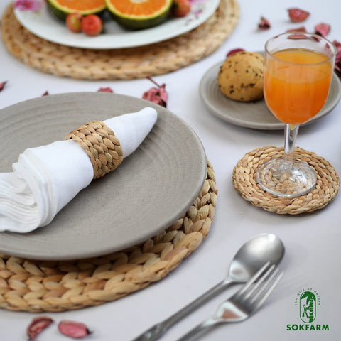 SOKFARM water hyacinth napkin ring close-up for dining decor.