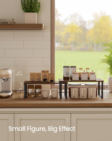 SONGMICS bathroom storage solution neatly stores toiletries and towels.