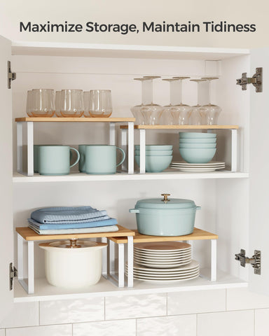 Songmics customizable shelf arrangement demonstrates flexible layouts