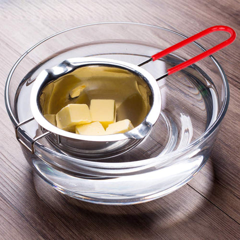 Songziming melts chocolate and candy with even heat for smooth results