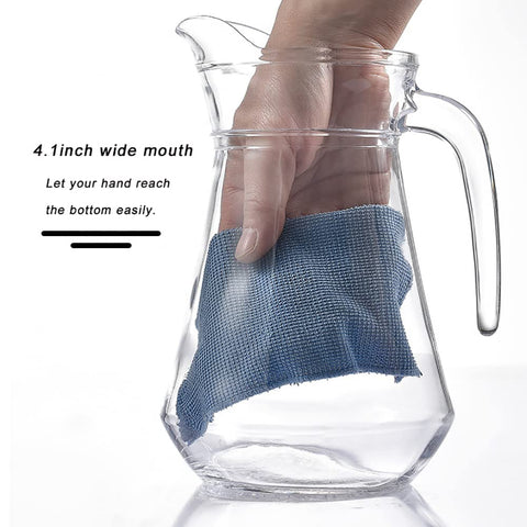 SOUJOY 2L pitcher close-up of the spout for smooth pours