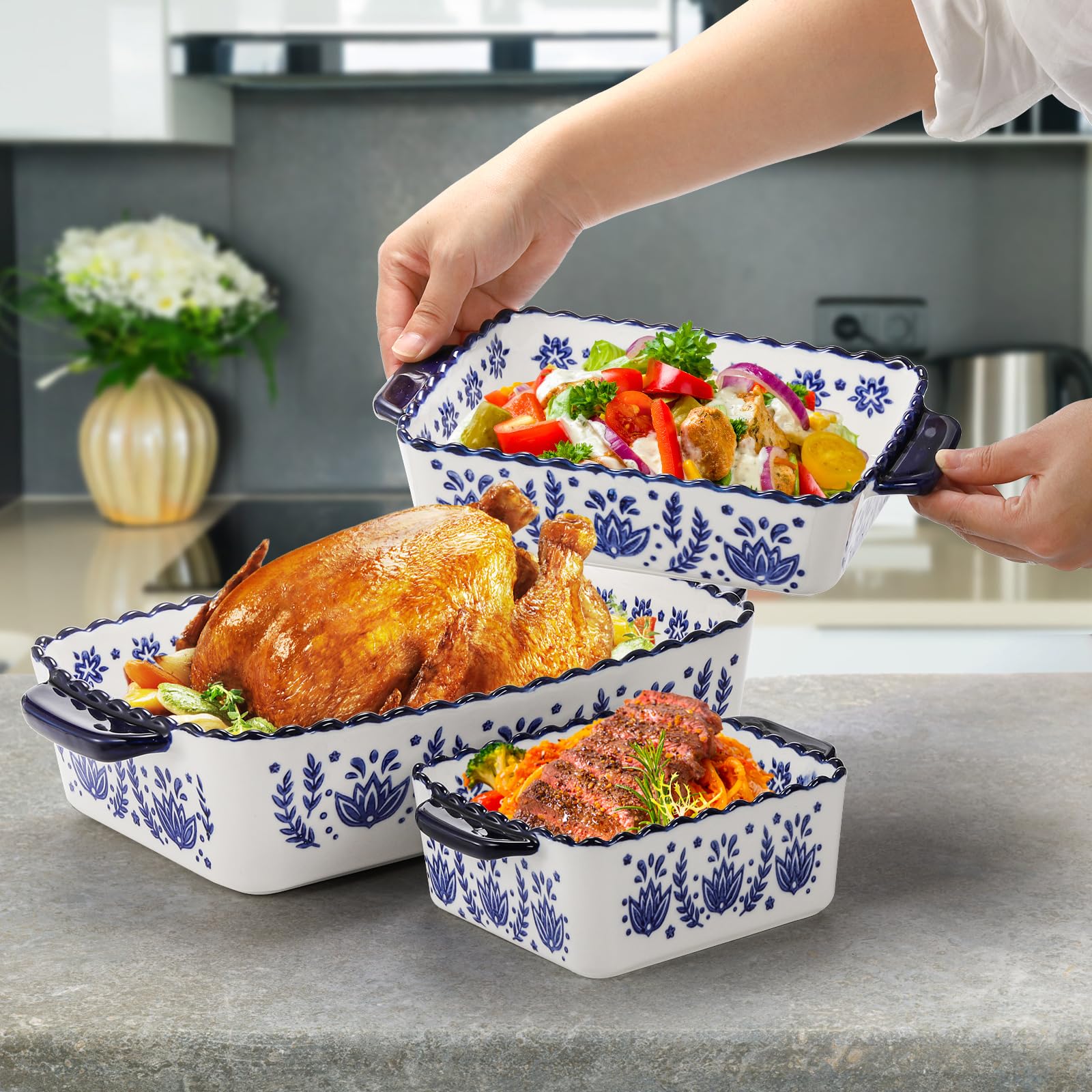 SOUJOY stackable bakeware helps save cabinet space when not in use.
