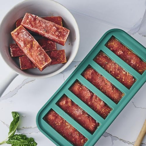Souper Cubes Kale with measuring lines facilitates accurate portions for quick meals.