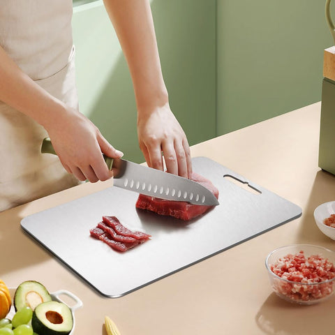 Southaabo titanium cutting board knife-friendly surface; protects blades while you chop and slice.