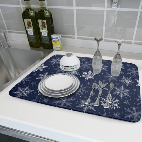 Sphragiyn 3-ply microfiber mat absorbs four times its weight.