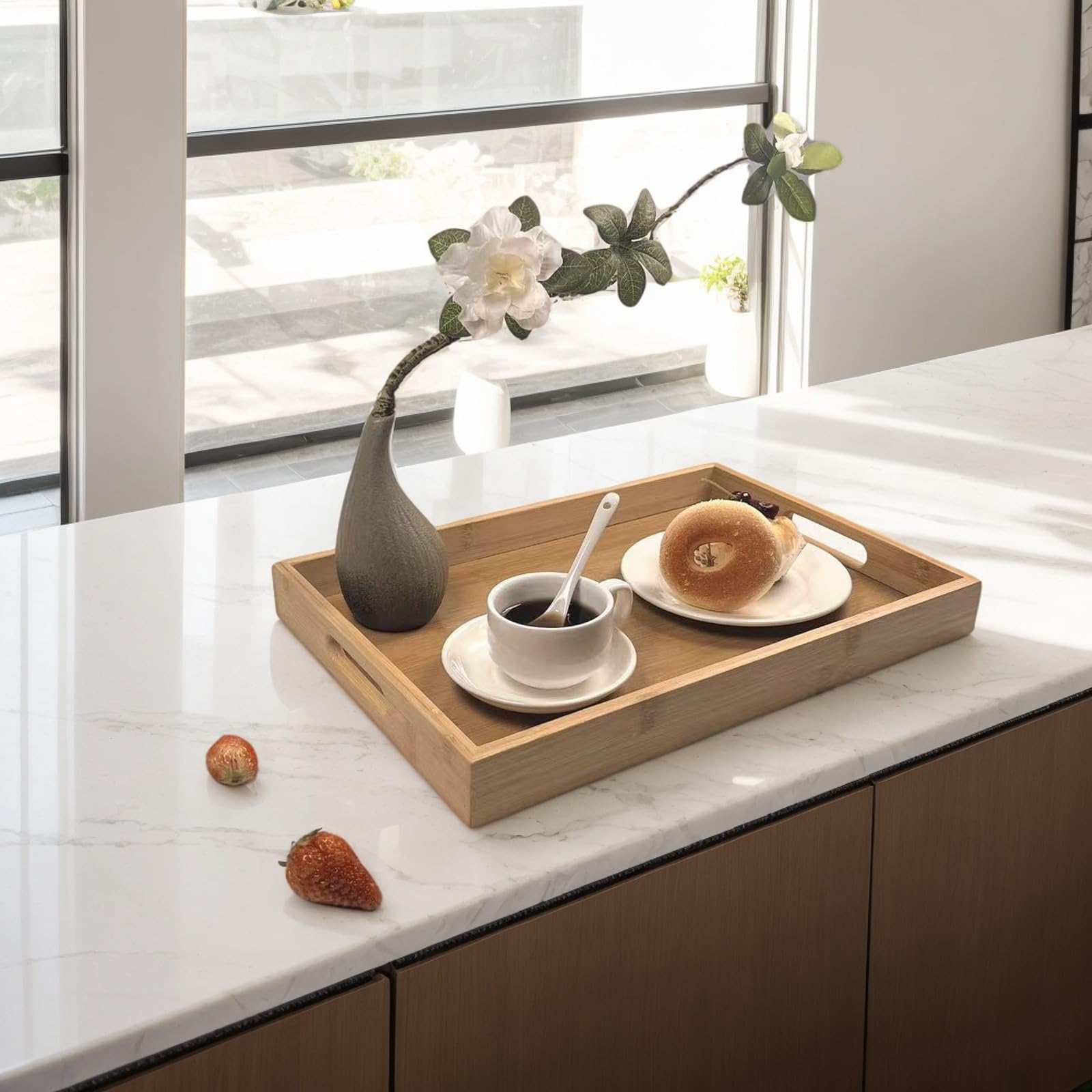 Sprieny solid wood tray edges prevent spills and keep foods secure.