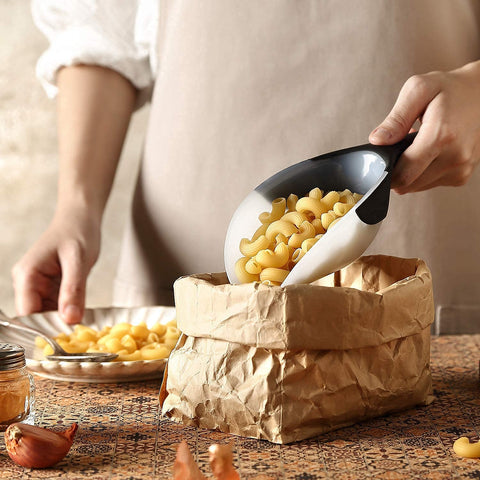 Spring Chef compact scoop fits narrow containers and shelves.