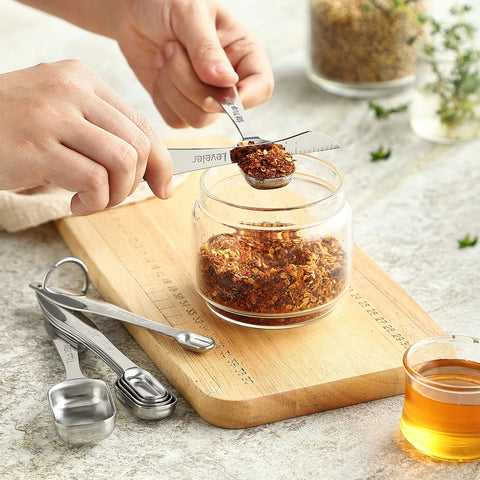 Spring Chef complete set covers seven sizes plus leveler for versatility