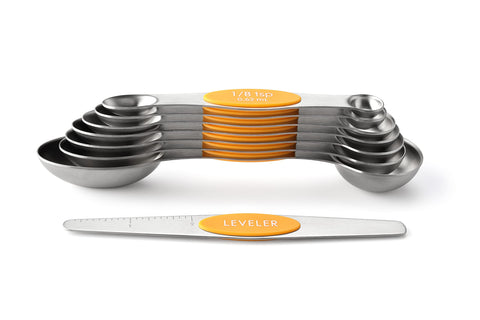 Spring Chef Mango eight-piece stainless steel set is durable and rust-resistant.