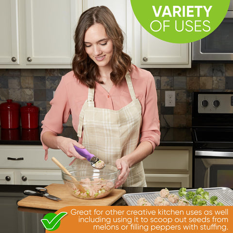 Spring Chef ergonomic handle with lid-notch aids container access.