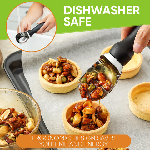 Spring Chef ergonomic handle reduces hand fatigue during scooping