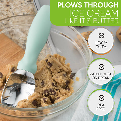 Spring Chef lid-notch feature helps lift container lids without friction.