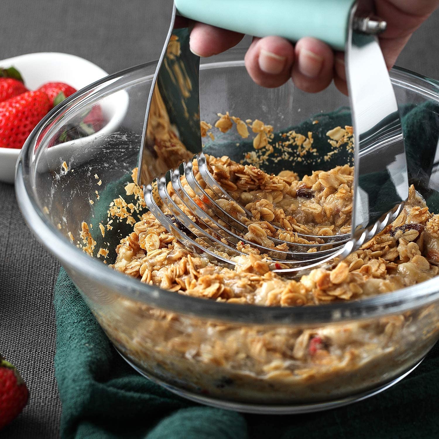 Spring Chef mint blender is dishwasher safe for easy cleanup.