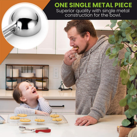 Spring Chef ergonomic handle for comfortable, steady scooping.