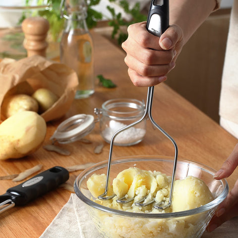 Spring Chef rust-resistant stainless steel construction lasts through daily use.