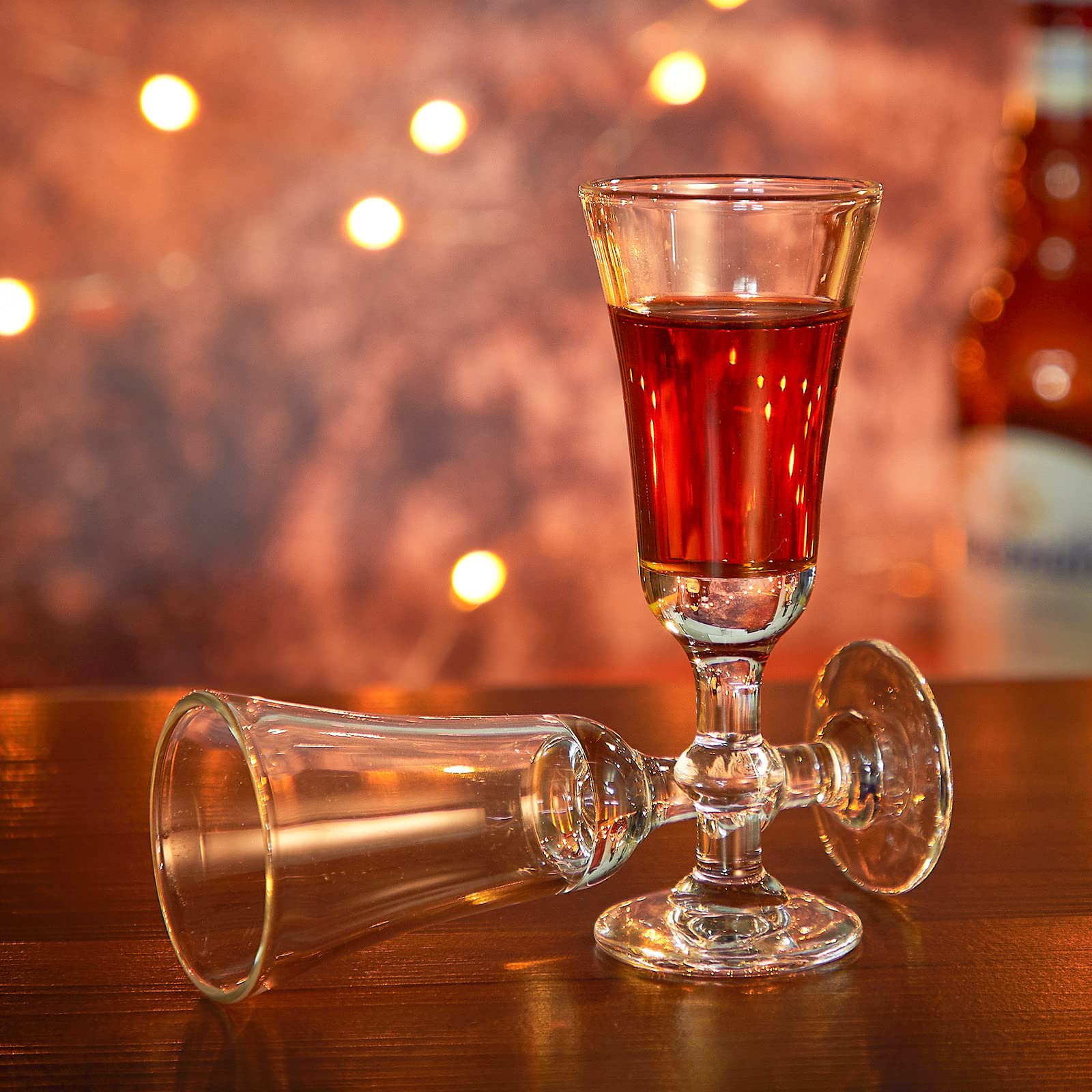 Srgeilzati stemmed shot glasses add glamour to home bars and events.
