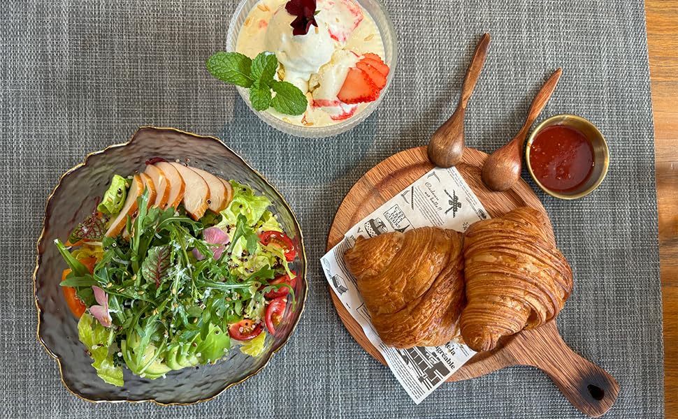 S.ROKE TTAN glass bowls are freezer safe for chill-and-serve ideas.