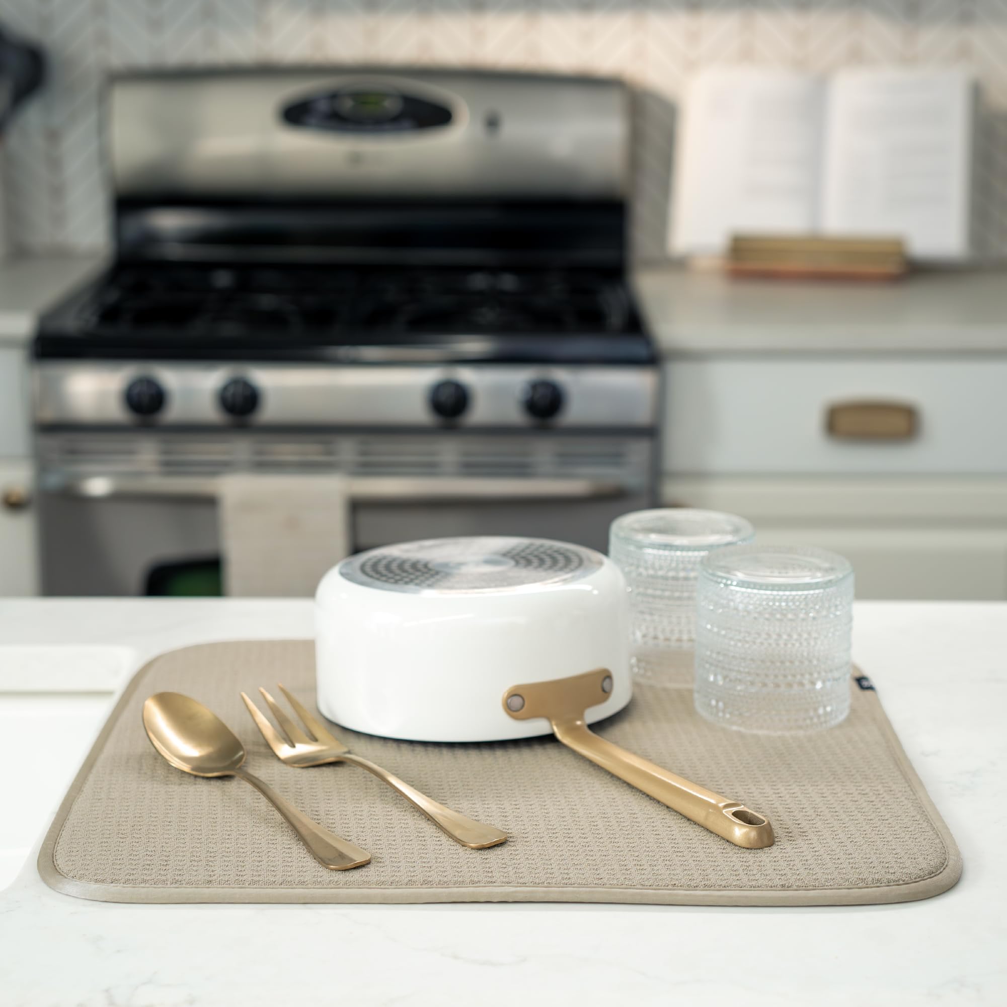 S&T INC. reversible-drying-mat offers versatile use in the kitchen.