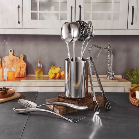 Standcn large-capacity caddy keeps utensils upright and organized during meals.