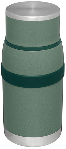 STANLEY Adventure To-Go with vacuum insulation to keep meals hot or cold.