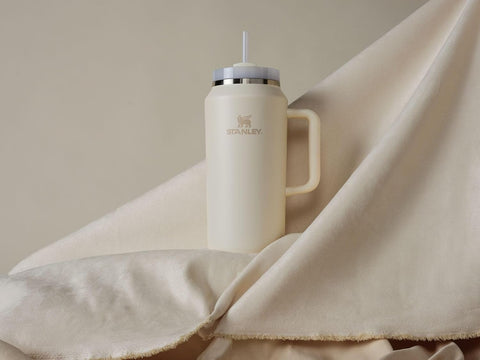 STANLEY BPA-free design supports safe everyday hydration.