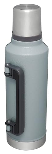 Stanley Classic 18/8 stainless steel construction for rugged durability