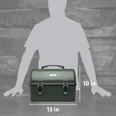 Stanley Classic Lunch Box sturdy latches seal contents during transport
